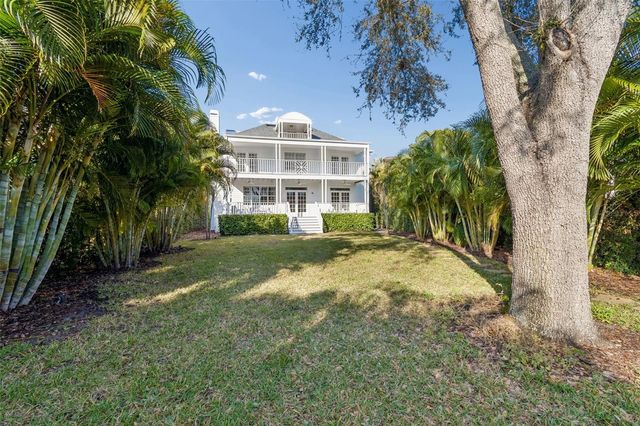 5004 W LEONA STREET, Tampa, FL 33629