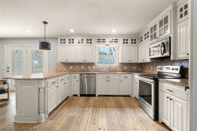 1204 Breckenridge Drive, Van Buren, AR 72956