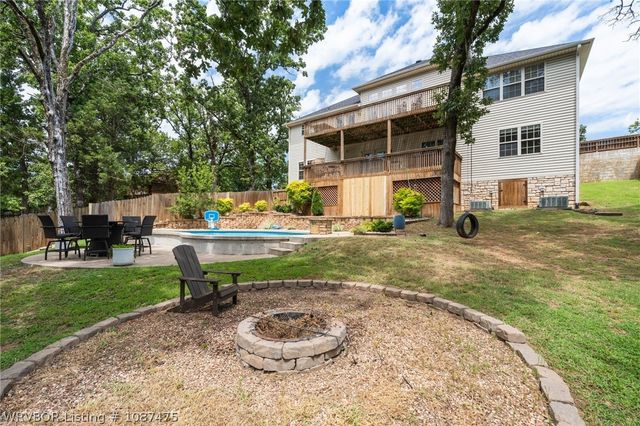 1204 Breckenridge Drive, Van Buren, AR 72956