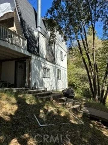 1083 Nadelhorn Drive, Lake Arrowhead, CA 92352