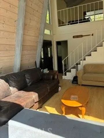 1083 Nadelhorn Drive, Lake Arrowhead, CA 92352