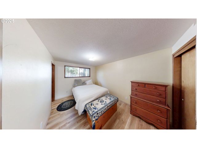 2537 PORT ORFORD LOOP Rd, Port Orford, OR 97465