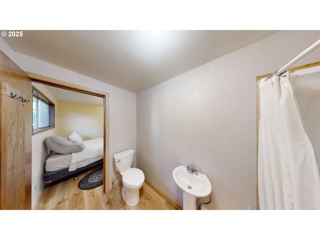 2537 PORT ORFORD LOOP Rd, Port Orford, OR 97465