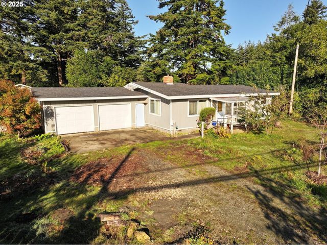 2537 PORT ORFORD LOOP Rd, Port Orford, OR 97465
