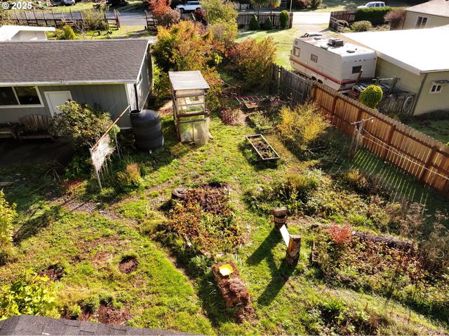 2537 PORT ORFORD LOOP Rd, Port Orford, OR 97465
