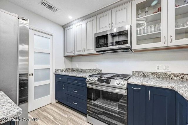 330 Lofts Drive, Melbourne, FL 32940