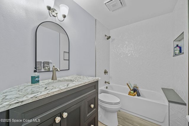 330 Lofts Drive, Melbourne, FL 32940