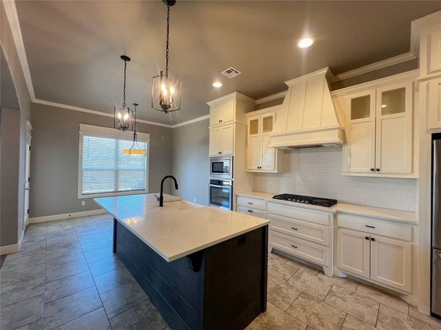 4309 NW 152nd Place, Edmond, OK 73013