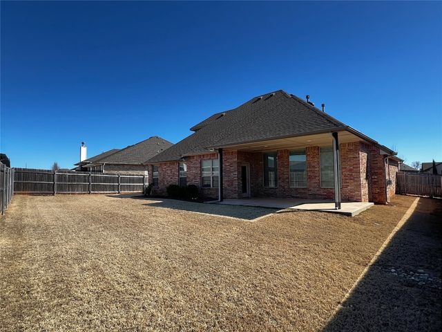 4309 NW 152nd Place, Edmond, OK 73013