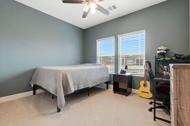 1881 W Date Avenue, Porterville, CA 93257