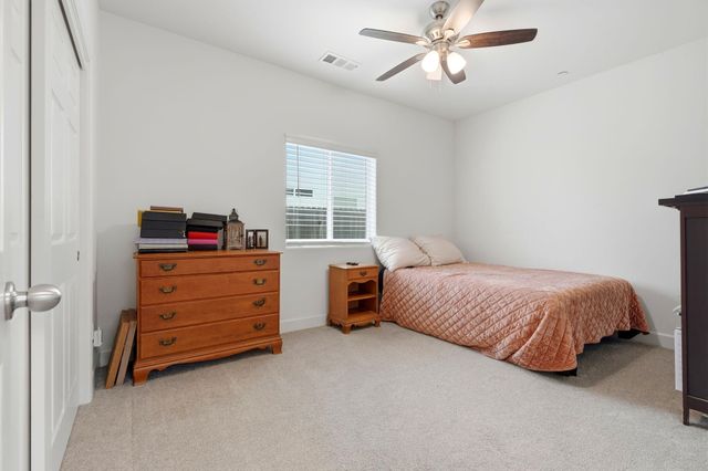 1881 W Date Avenue, Porterville, CA 93257