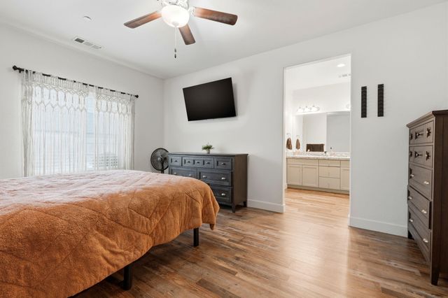 1881 W Date Avenue, Porterville, CA 93257