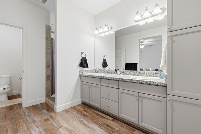 1881 W Date Avenue, Porterville, CA 93257