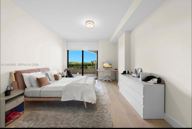 7055 Fisher Island Dr 7055, Miami Beach, FL 33109