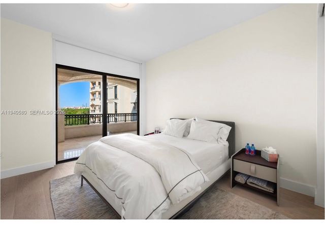 7055 Fisher Island Dr 7055, Miami Beach, FL 33109