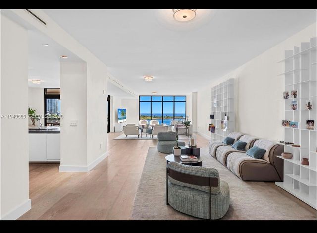 7055 Fisher Island Dr 7055, Miami Beach, FL 33109