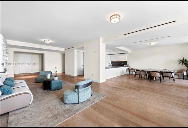 7055 Fisher Island Dr 7055, Miami Beach, FL 33109