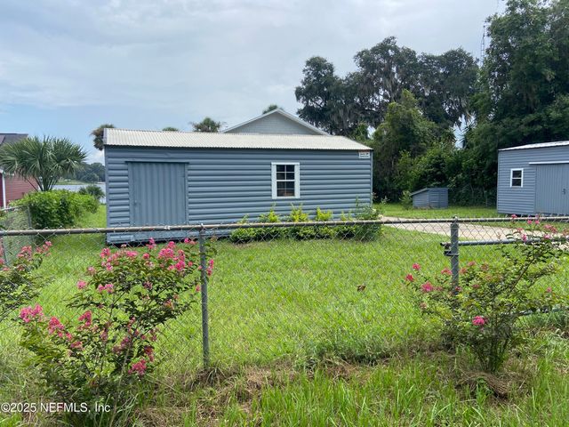 170 LITTLE ORANGE LAKE Drive, Hawthorne, FL 32640