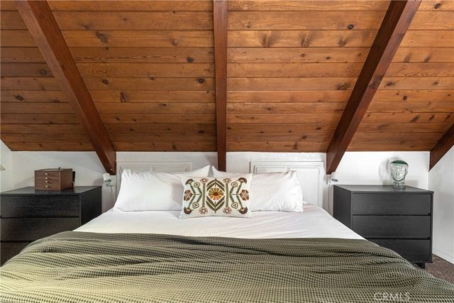 1191 Scenic Way, Rimforest, CA 92378