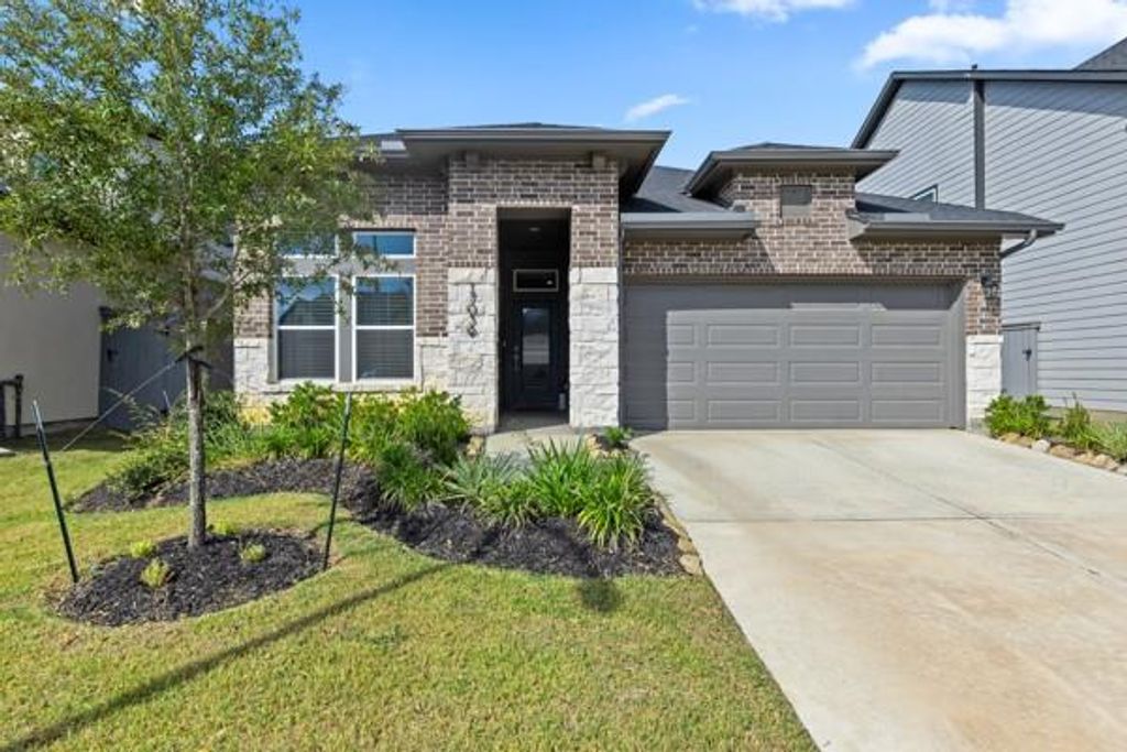 17039 Luminous Lane, Hockley, TX 77447