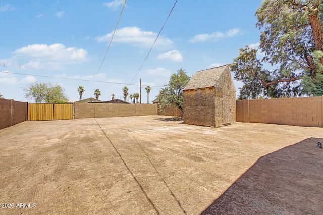 2212 W MADISON Street, Phoenix, AZ 85009