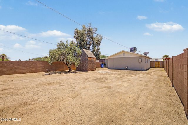 2212 W MADISON Street, Phoenix, AZ 85009