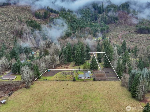 244 Martin Road, Glenoma, WA 98336