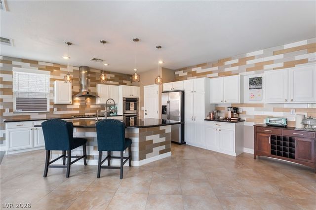 9808 Sandy Turtle Avenue, Las Vegas, NV 89149