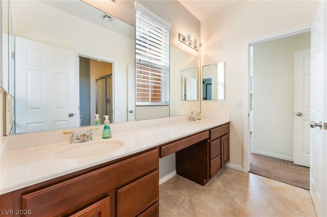 9808 Sandy Turtle Avenue, Las Vegas, NV 89149