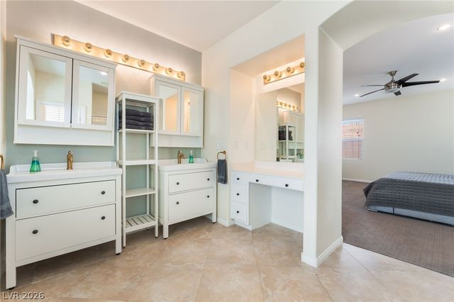 9808 Sandy Turtle Avenue, Las Vegas, NV 89149