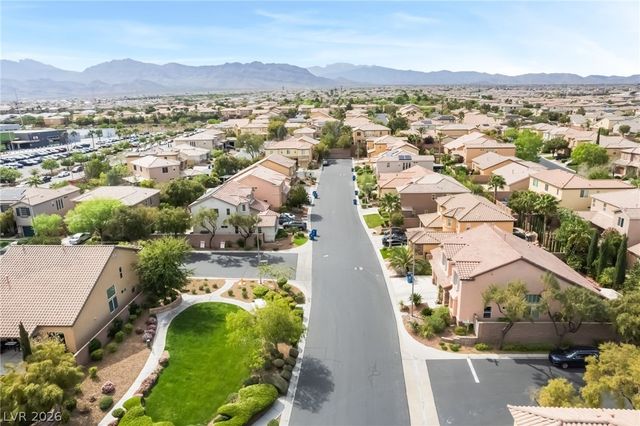 9808 Sandy Turtle Avenue, Las Vegas, NV 89149