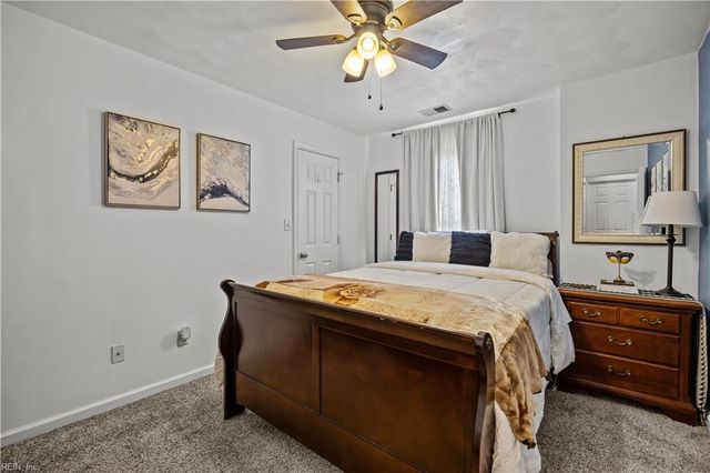 13 Jester Court CT, Portsmouth, VA 23701