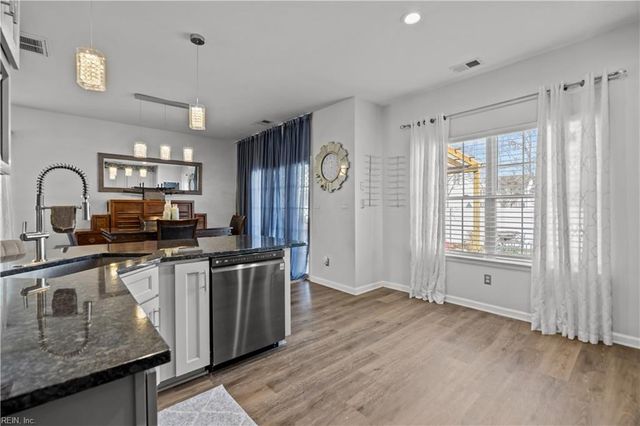 13 Jester Court CT, Portsmouth, VA 23701