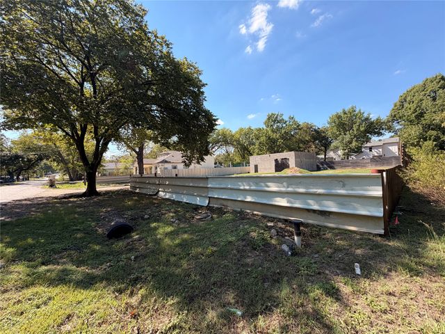 2189 Ben Hur Street, Dallas, TX 75253