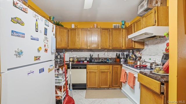 421 N Broadway 28, Yonkers, NY 10701