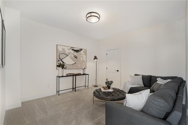 17792 W 96th Street, Lenexa, KS 66219