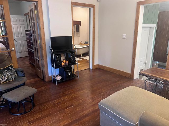 51 Juniper Street, Auburn Hills, MI 48326