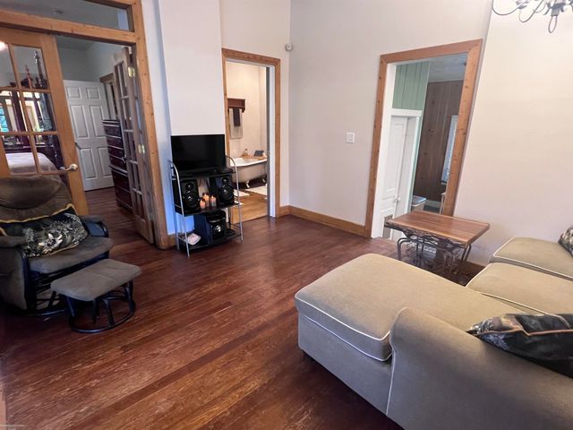51 Juniper Street, Auburn Hills, MI 48326