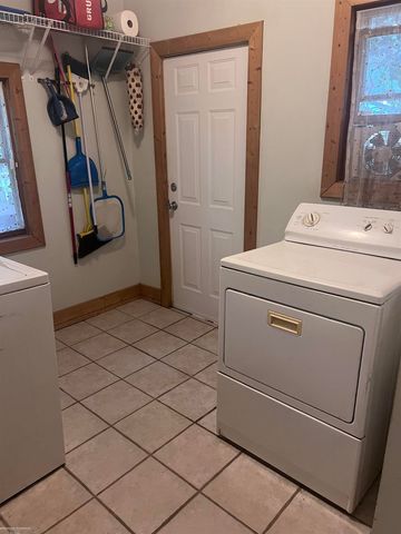 51 Juniper Street, Auburn Hills, MI 48326