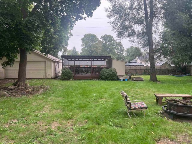 51 Juniper Street, Auburn Hills, MI 48326