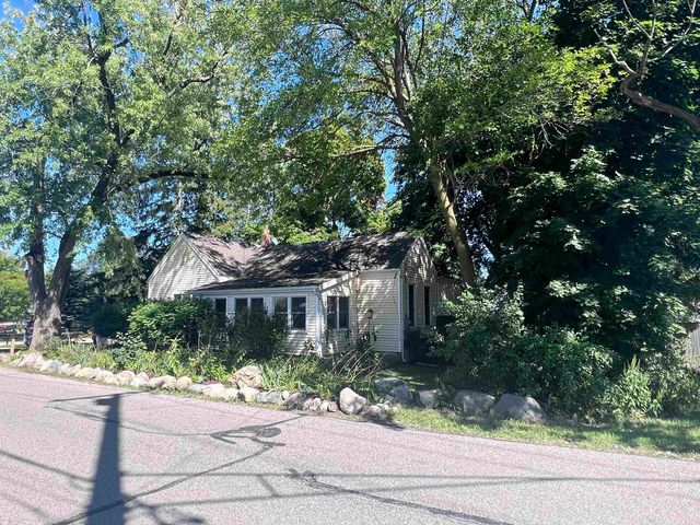 51 Juniper Street, Auburn Hills, MI 48326