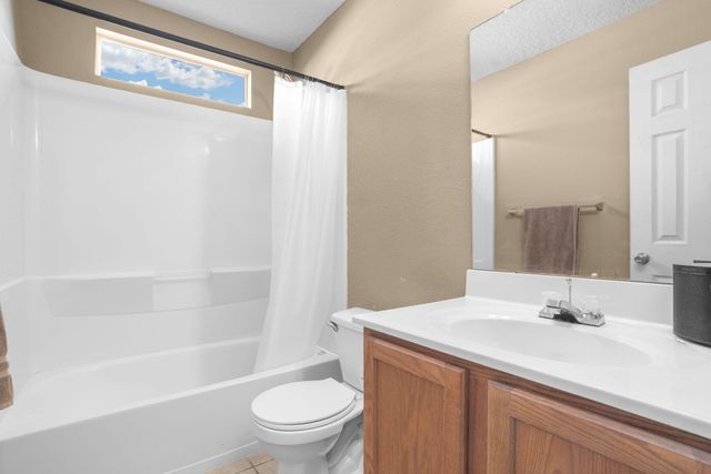 10643 Four Mile Road SW, Albuquerque, NM 87121