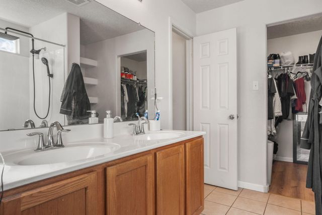 10643 Four Mile Road SW, Albuquerque, NM 87121