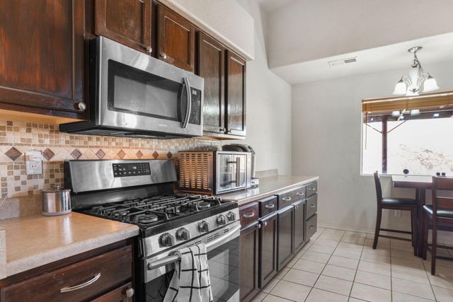 10643 Four Mile Road SW, Albuquerque, NM 87121