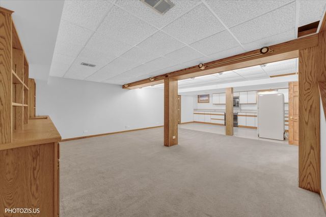 943 W Bailey Road, Naperville, IL 60565