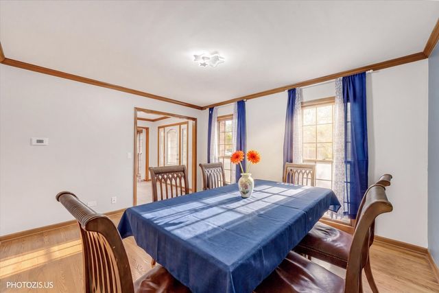 943 W Bailey Road, Naperville, IL 60565