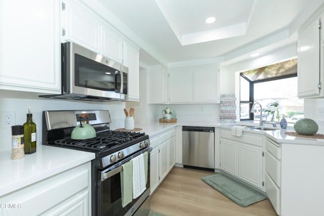 838 Sandberg Lane, Ventura, CA 93003