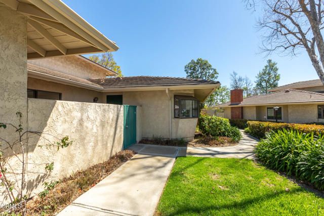 838 Sandberg Lane, Ventura, CA 93003