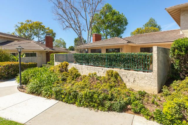 838 Sandberg Lane, Ventura, CA 93003