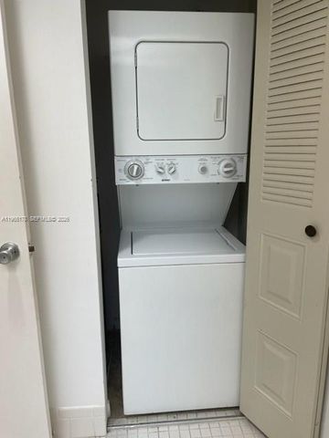 1200 SW 125th Ave 303L, Pembroke Pines, FL 33027